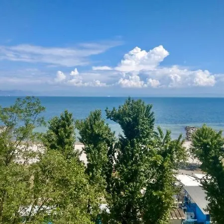 Bellavista Apartment